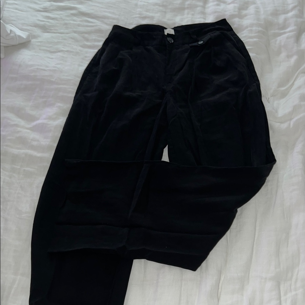 Wide leg pants